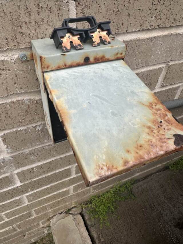 Rusty Disconnect needs replaced